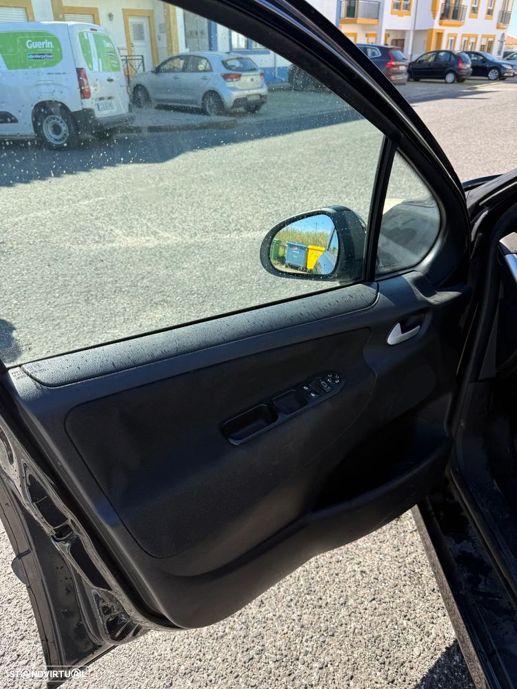 Peugeot 207 1.4 HDi Trendy - 8