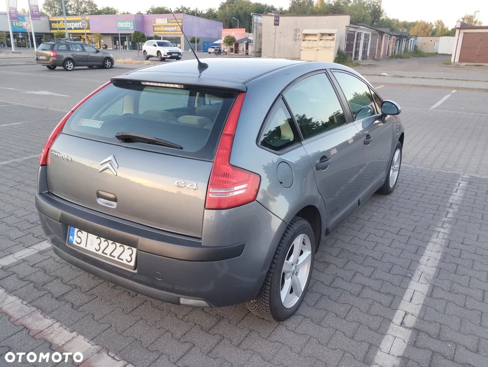 Citroën C4 1.4 16V Impress - 6