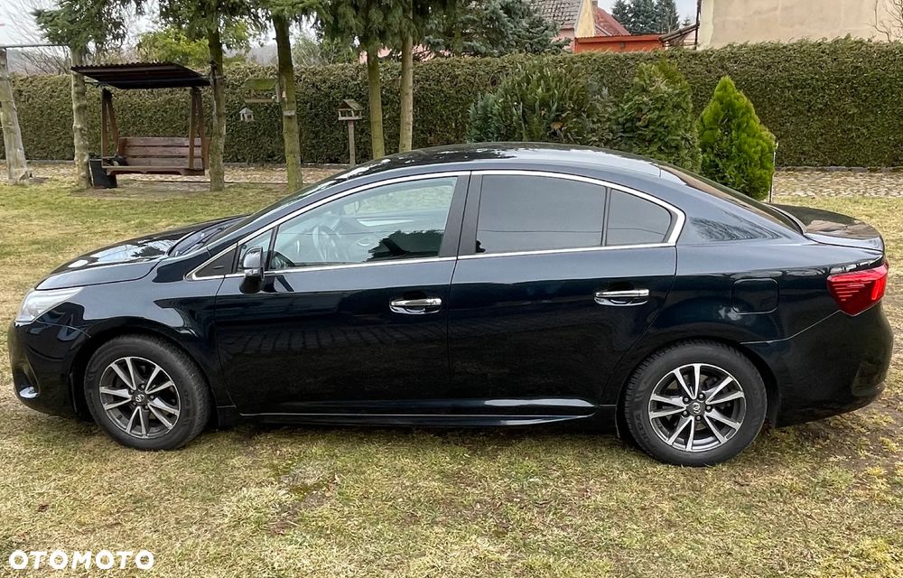 Toyota Avensis 1.8 Premium - 27
