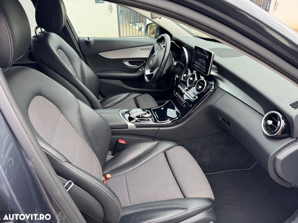 Mercedes-Benz C 220 d 4Matic T 7G-TRONIC Avantgarde - 11