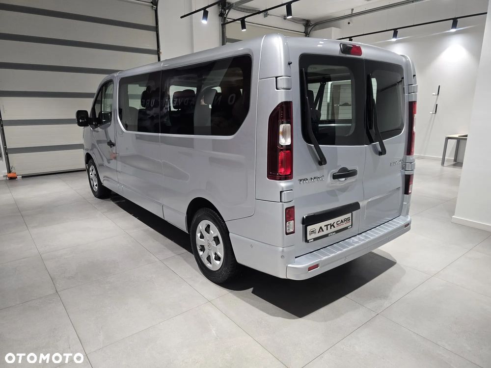 Renault Trafic 2.0 dCi - 4
