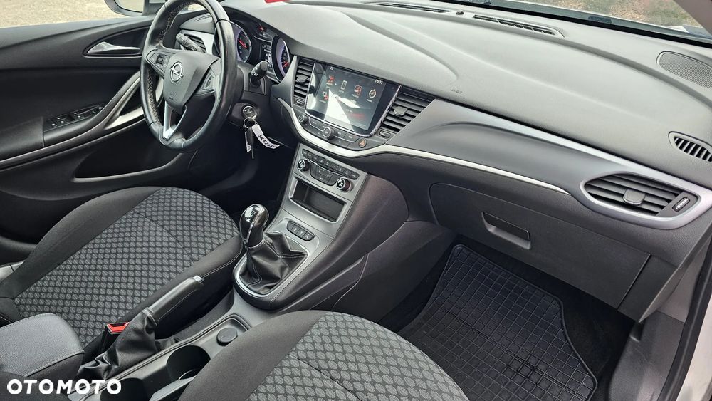 Opel Astra 1.6 CDTI Elite - 10