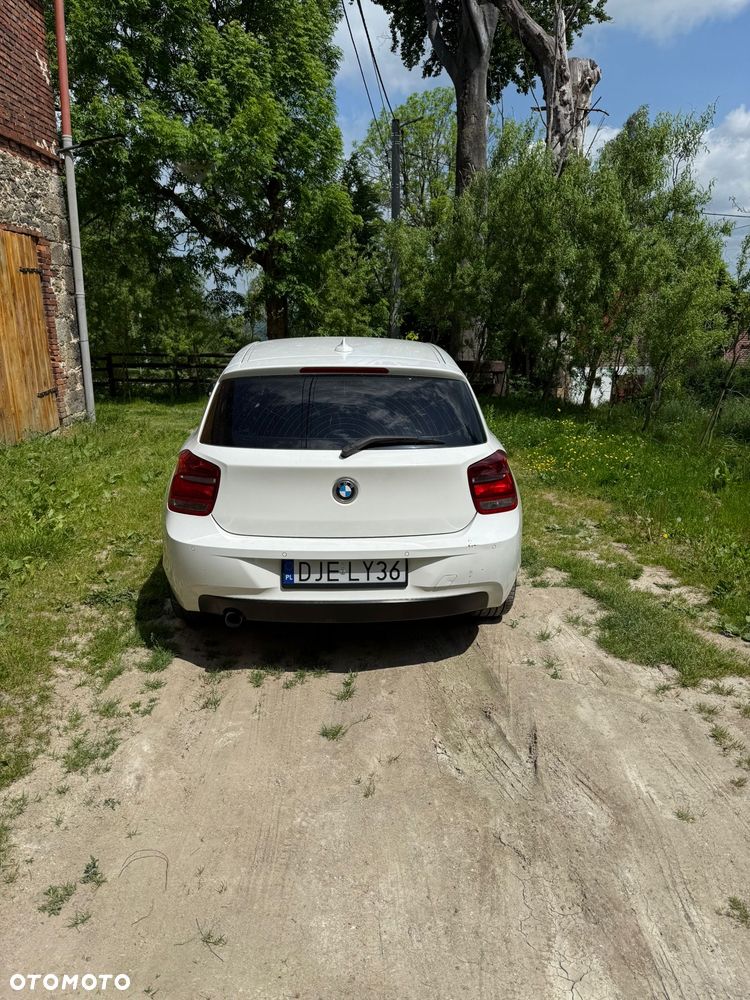 BMW Seria 1 116i - 3
