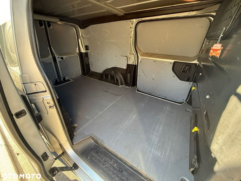 Toyota ProAce - 15