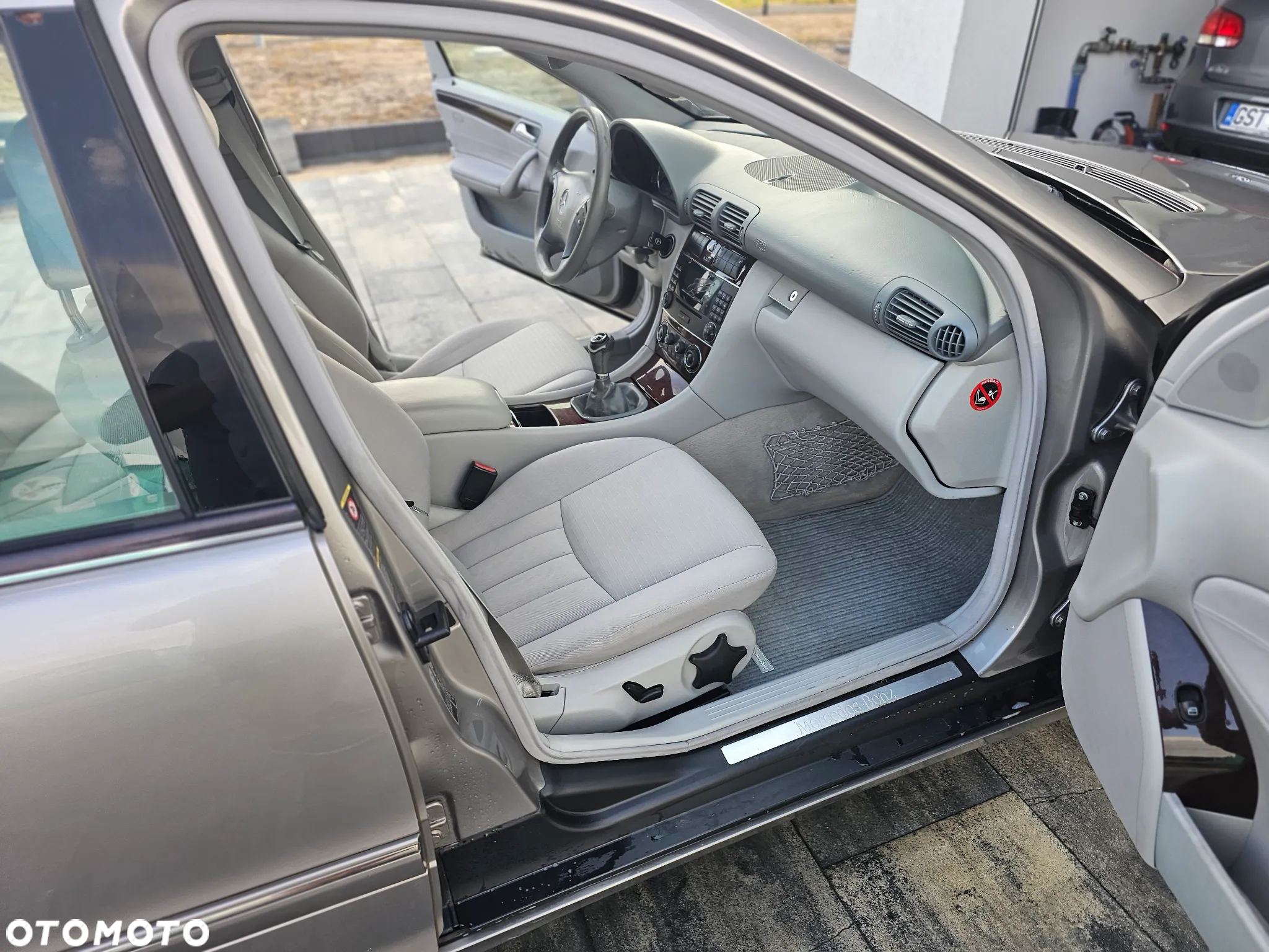 Mercedes-Benz Klasa C 270 T CDI Elegance - 3