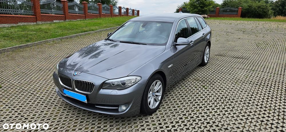 BMW Seria 5 520d xDrive Luxury Line - 17
