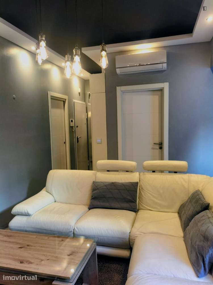Quarto - localizado em Sete Rios Lisbon - Grande imagem: 3/10