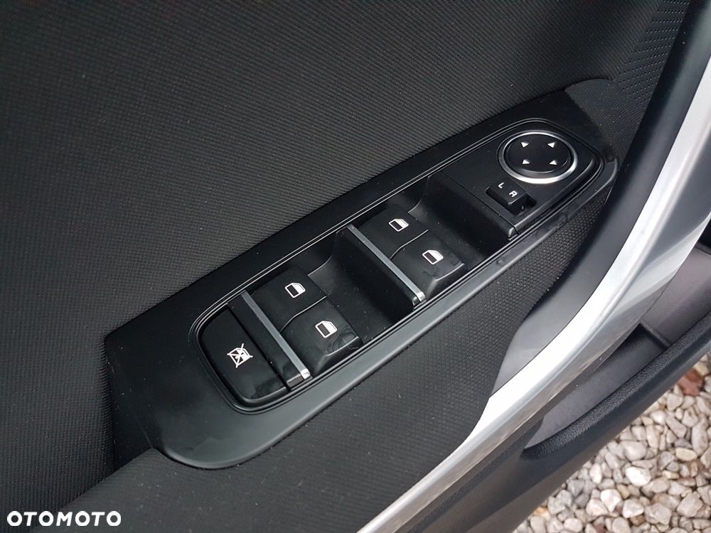 Kia Ceed 1.6 CRDi SCR M - 15