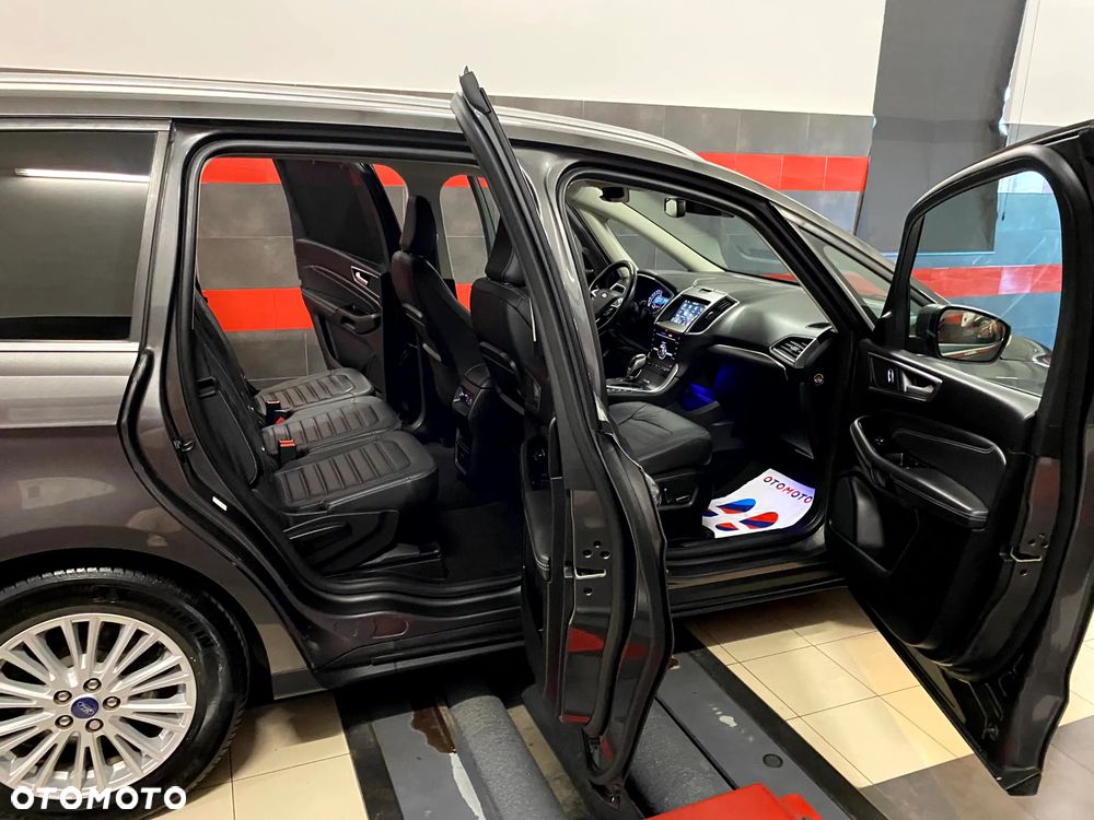 Ford Galaxy 2.0 EcoBoost Titanium - 21