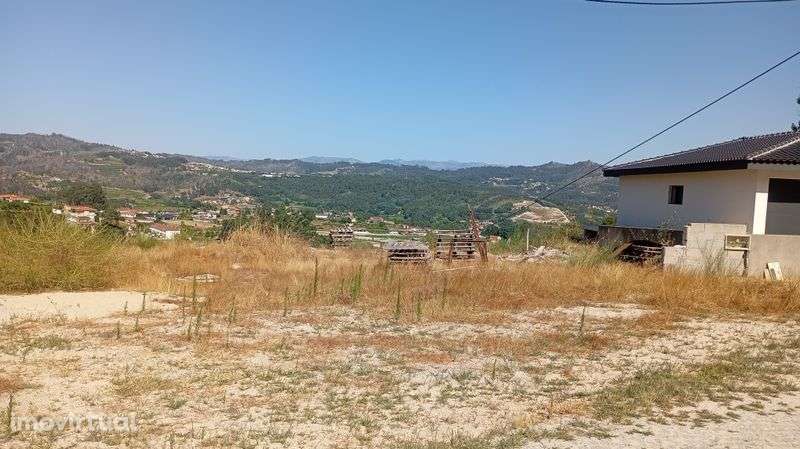 Terreno para construção - Grande imagem: 2/2