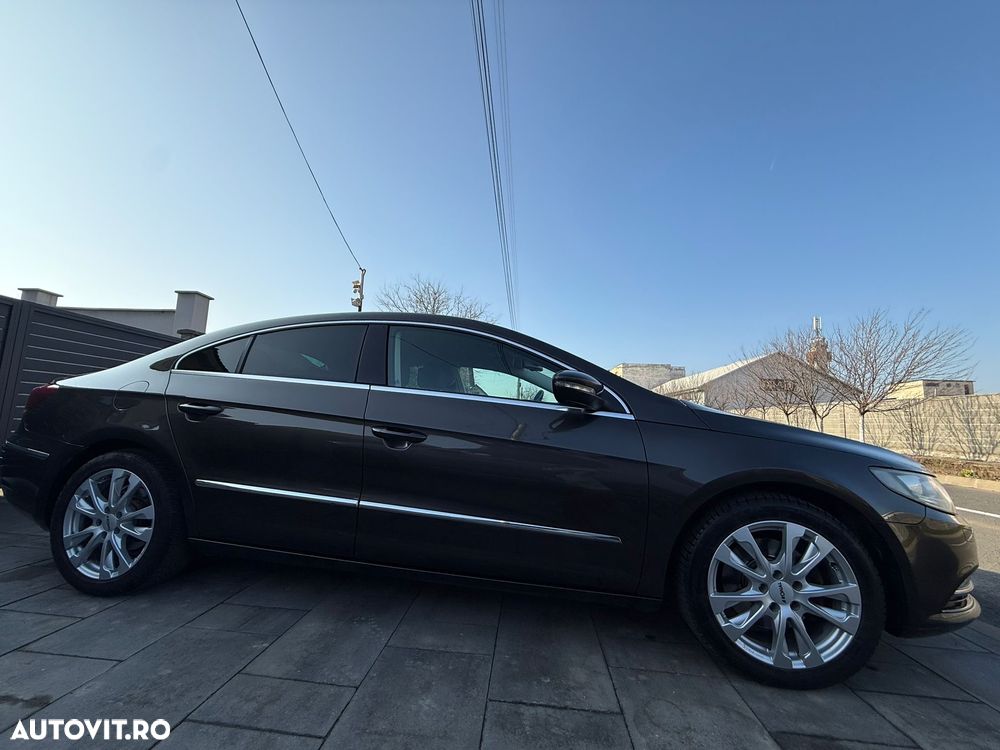 Volkswagen Passat CC - 11