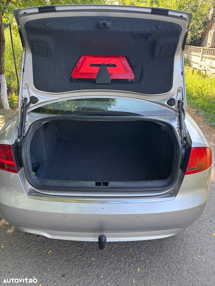 Audi A4 Limuzina 2.0 TDI - 19