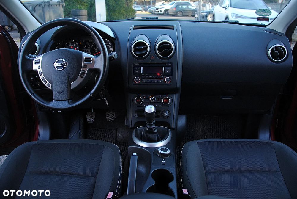 Nissan Qashqai 2.0 4 x 4 visia - 11