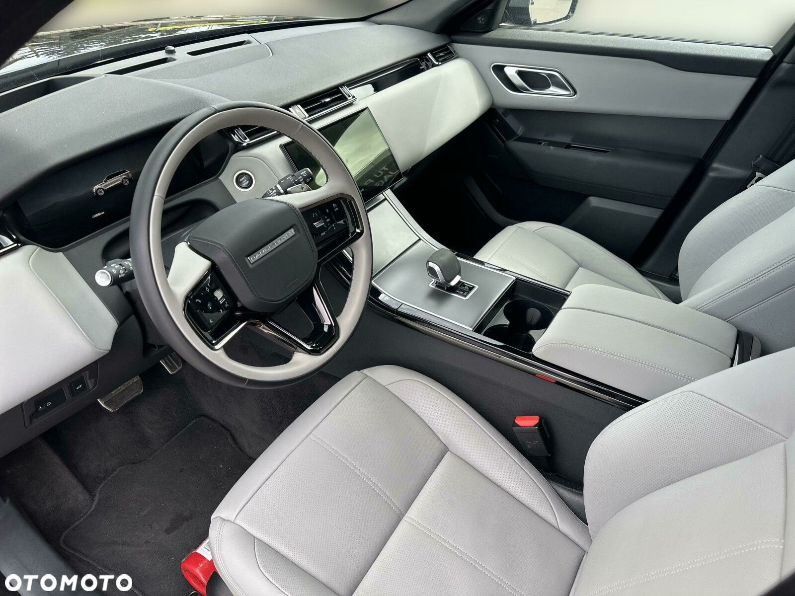 Land Rover Range Rover Velar - 13
