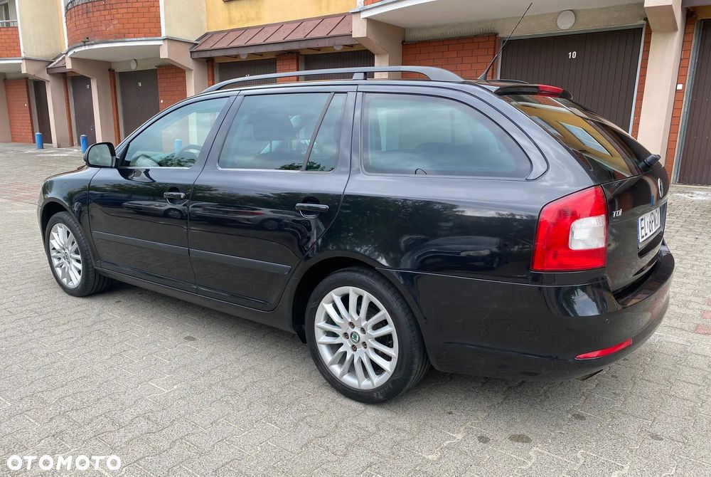 Skoda Octavia 1.6 TDI DPF FAMILY - 4