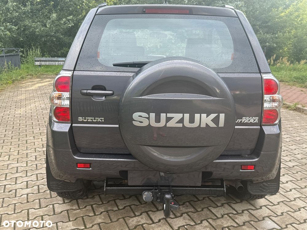 Suzuki Grand Vitara 2.4 Comfort - 7
