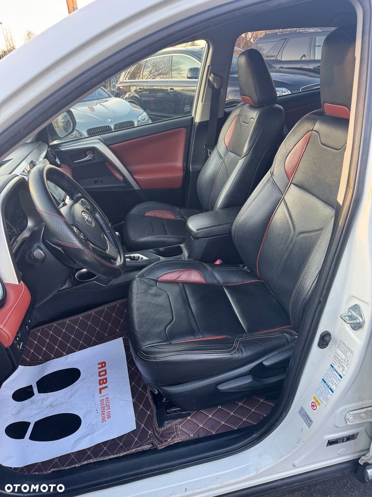 Toyota RAV4 2.0 Premium MS - 30