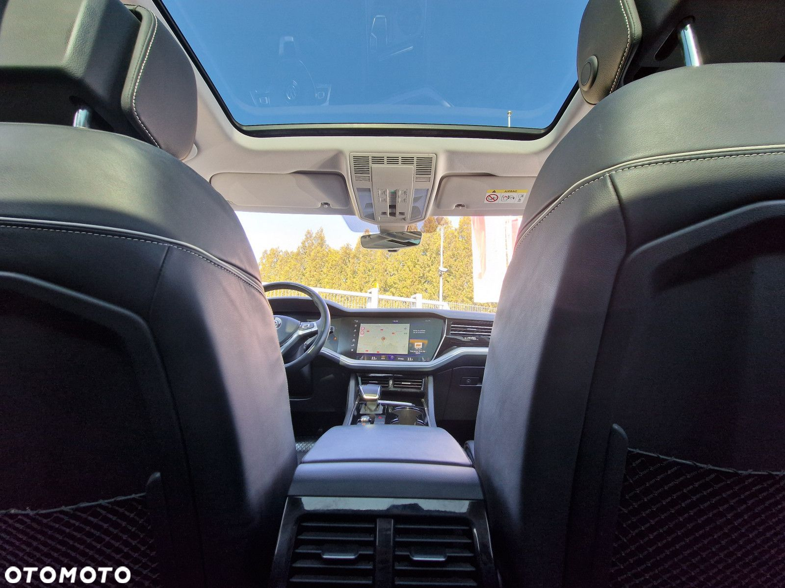 Volkswagen Touareg - 22