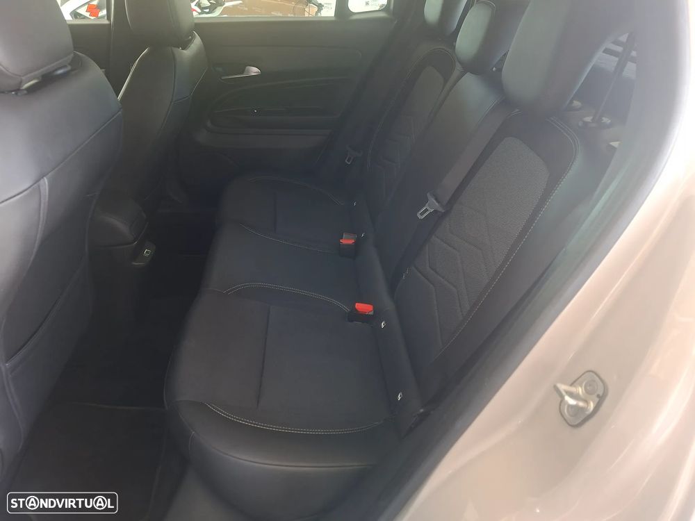 Jeep Avenger 54 kWh Altitude - 20