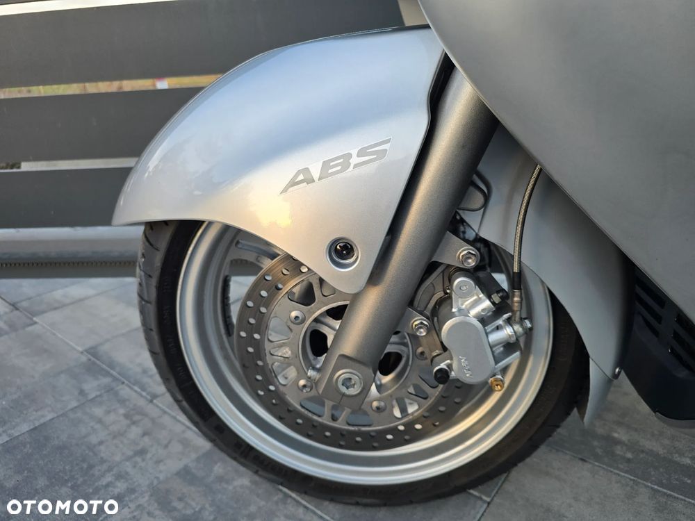 Suzuki Burgman - 19