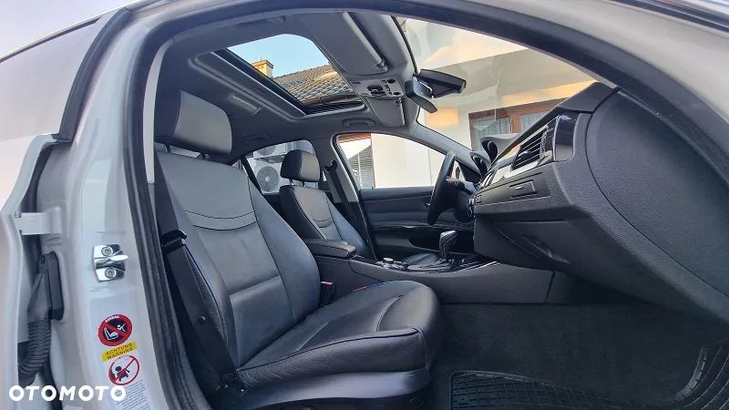 BMW Seria 3 - 33