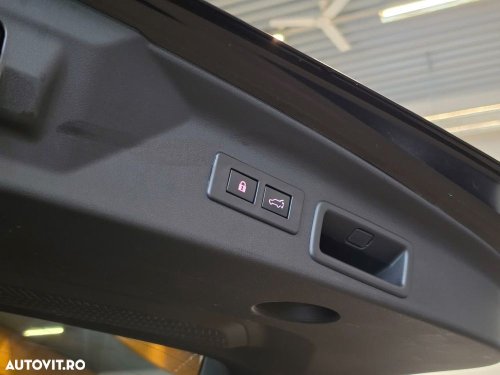 Subaru Forester 2.0 e-Boxer LinearTronic MHEV Premium - 16
