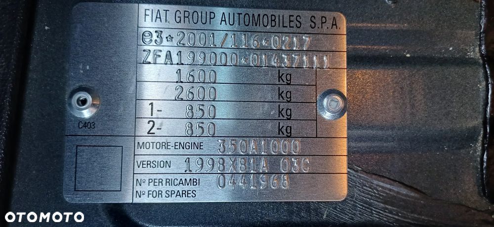 Fiat Grande Punto Actual 1.4 8V Estiva Blue&Me - 26