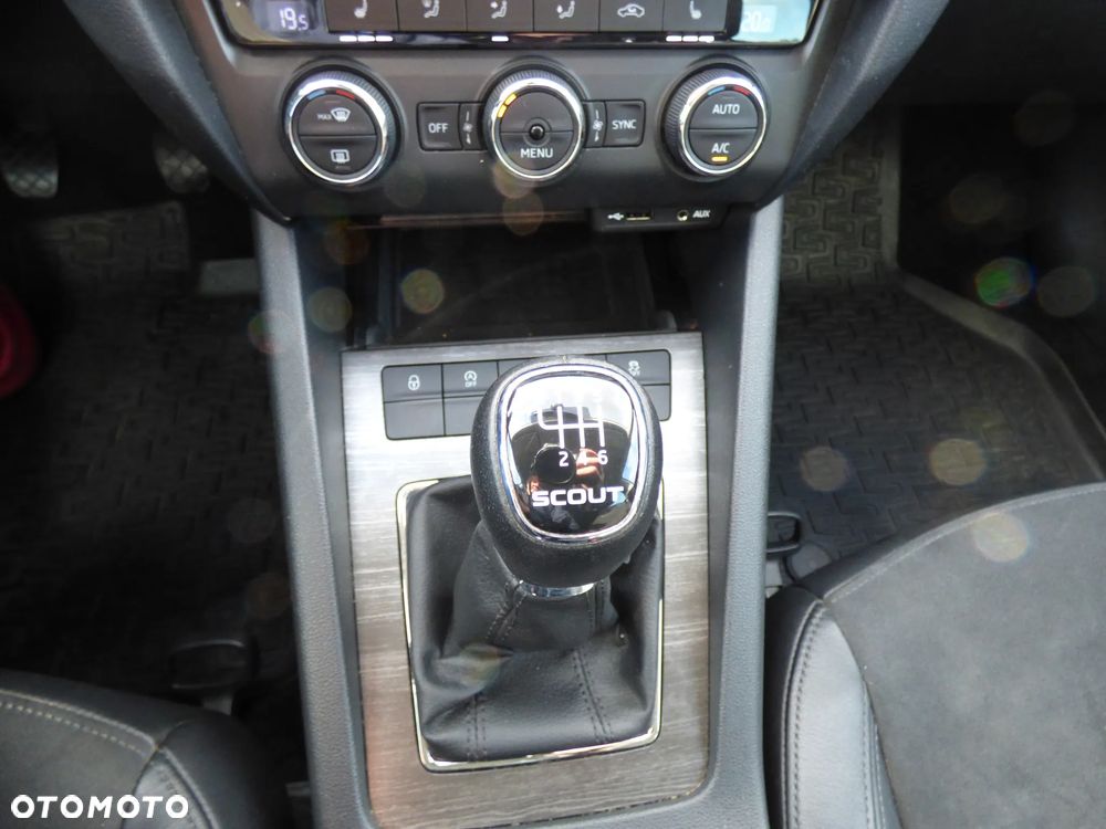 Skoda Octavia - 8