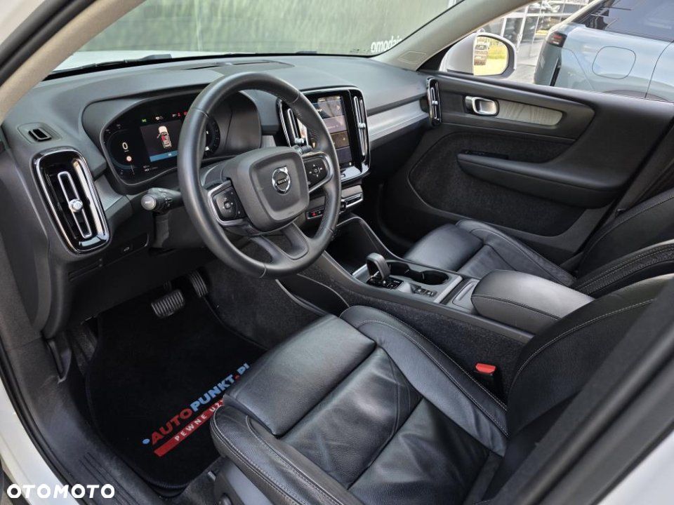 Volvo XC 40 - 16