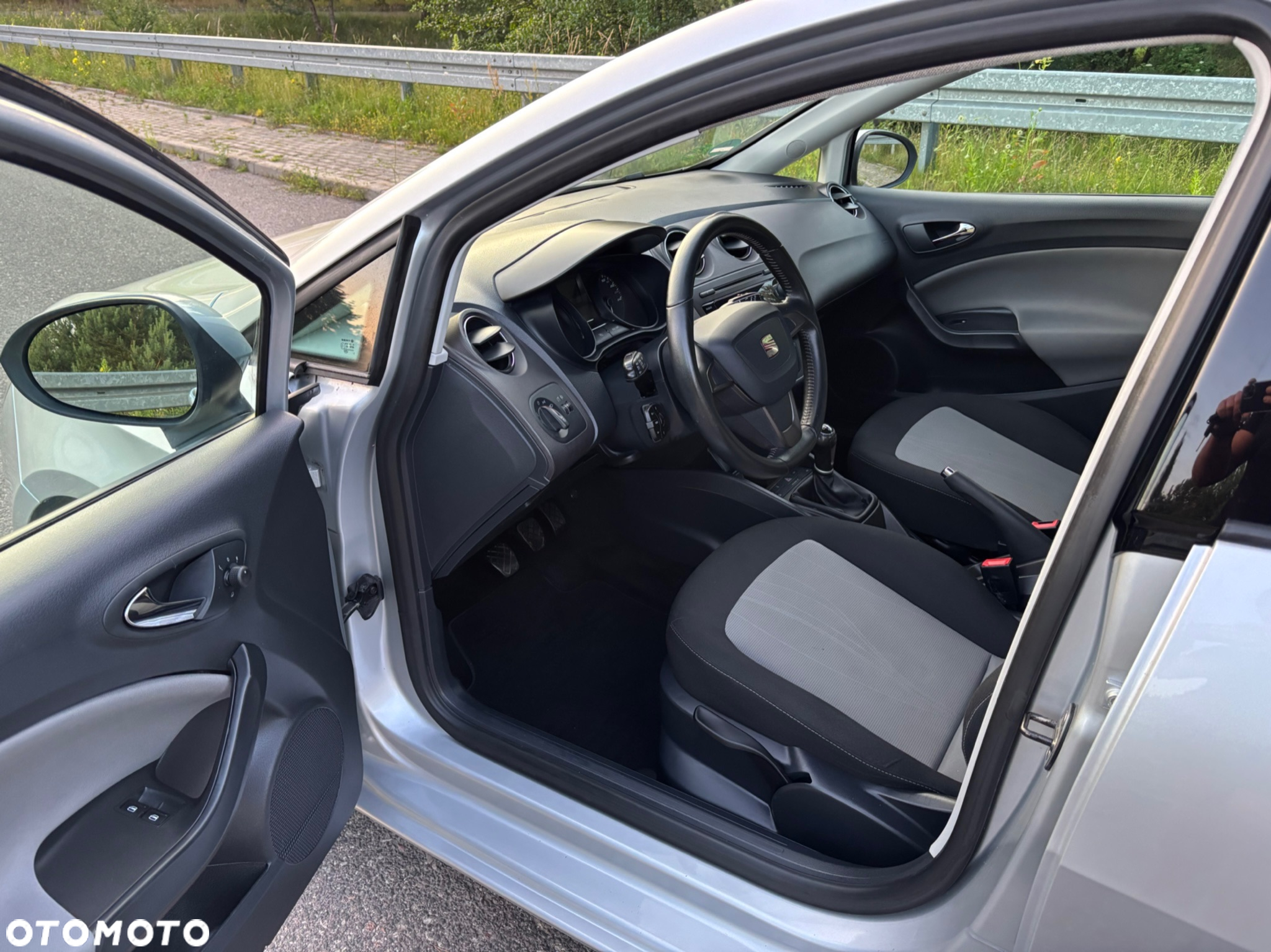 Seat Ibiza 1.4 16V Passion - 5