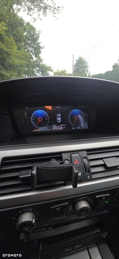 BMW Seria 5 525i - 14