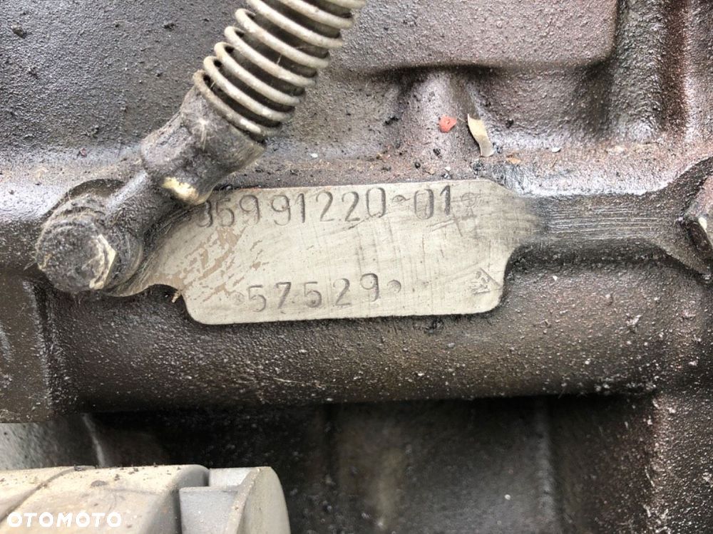 SILNIK  STAR 200 - 3