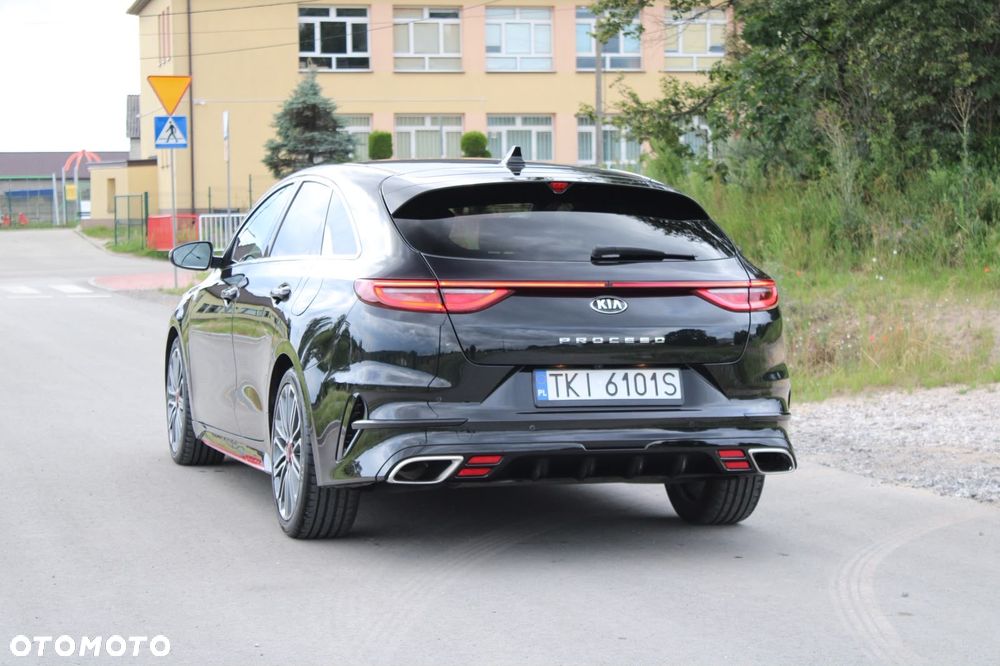 Kia ProCeed - 4