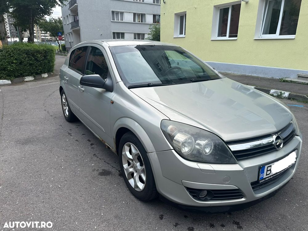 Opel Astra 1.7 CDI Cosmo - 1