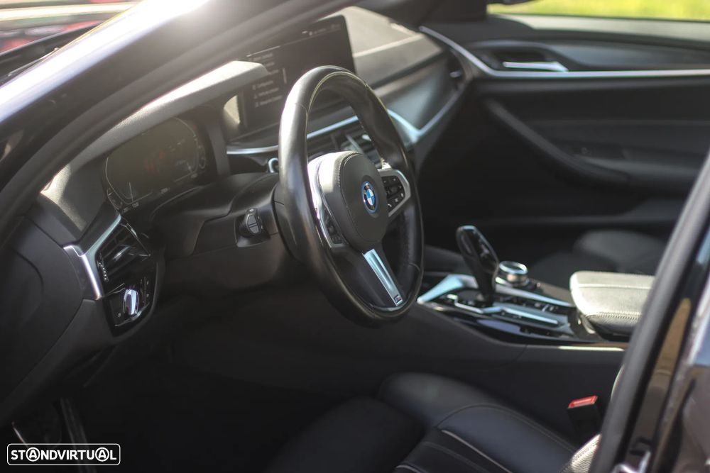 BMW 530 e Pack M - 9