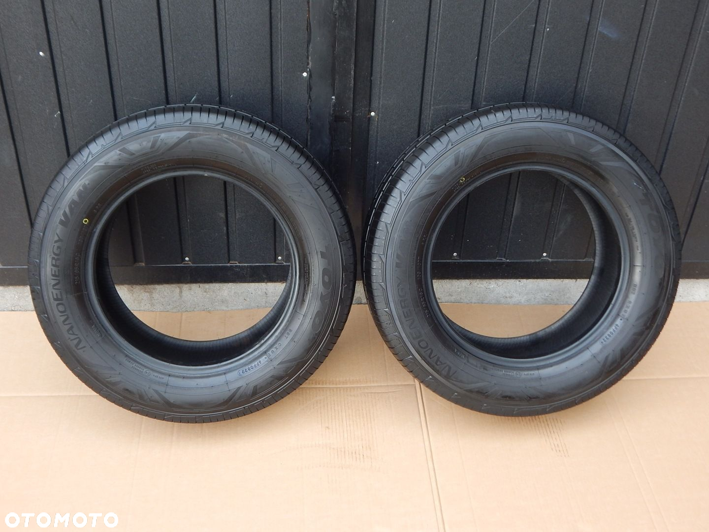 OPONA TOYO NANO ENERGY VAN 215/65 R16C 109/107 T 2 SZT. 8,59 mm - 2