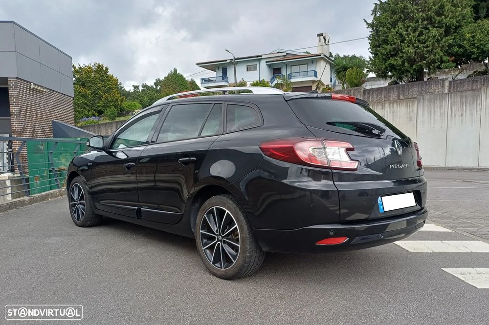 Renault Mégane Sport Tourer ENERGY dCi 130 Start & Stopp Bose Edition - 16