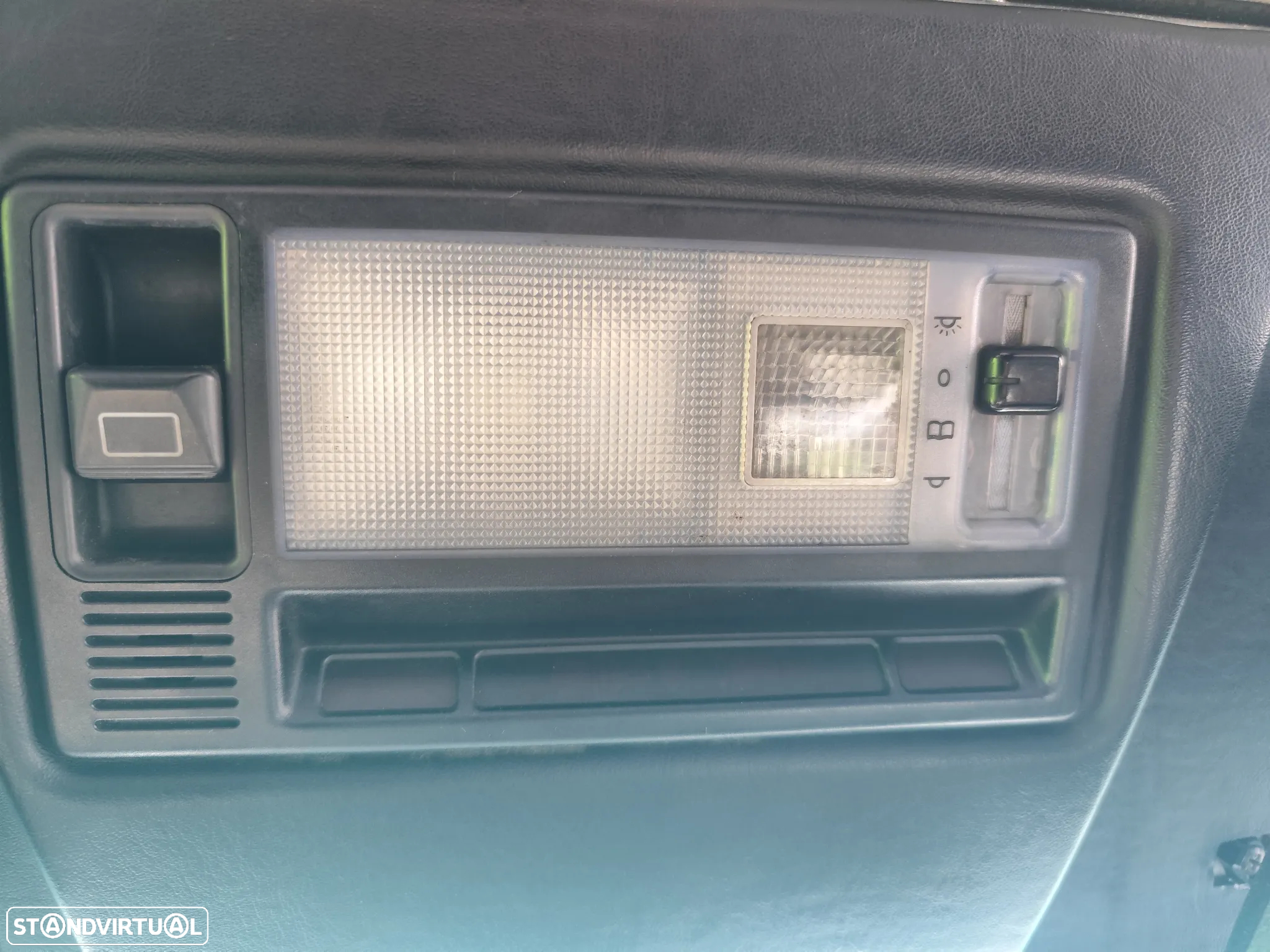 Mercedes-Benz 190 D 2.5 - 8