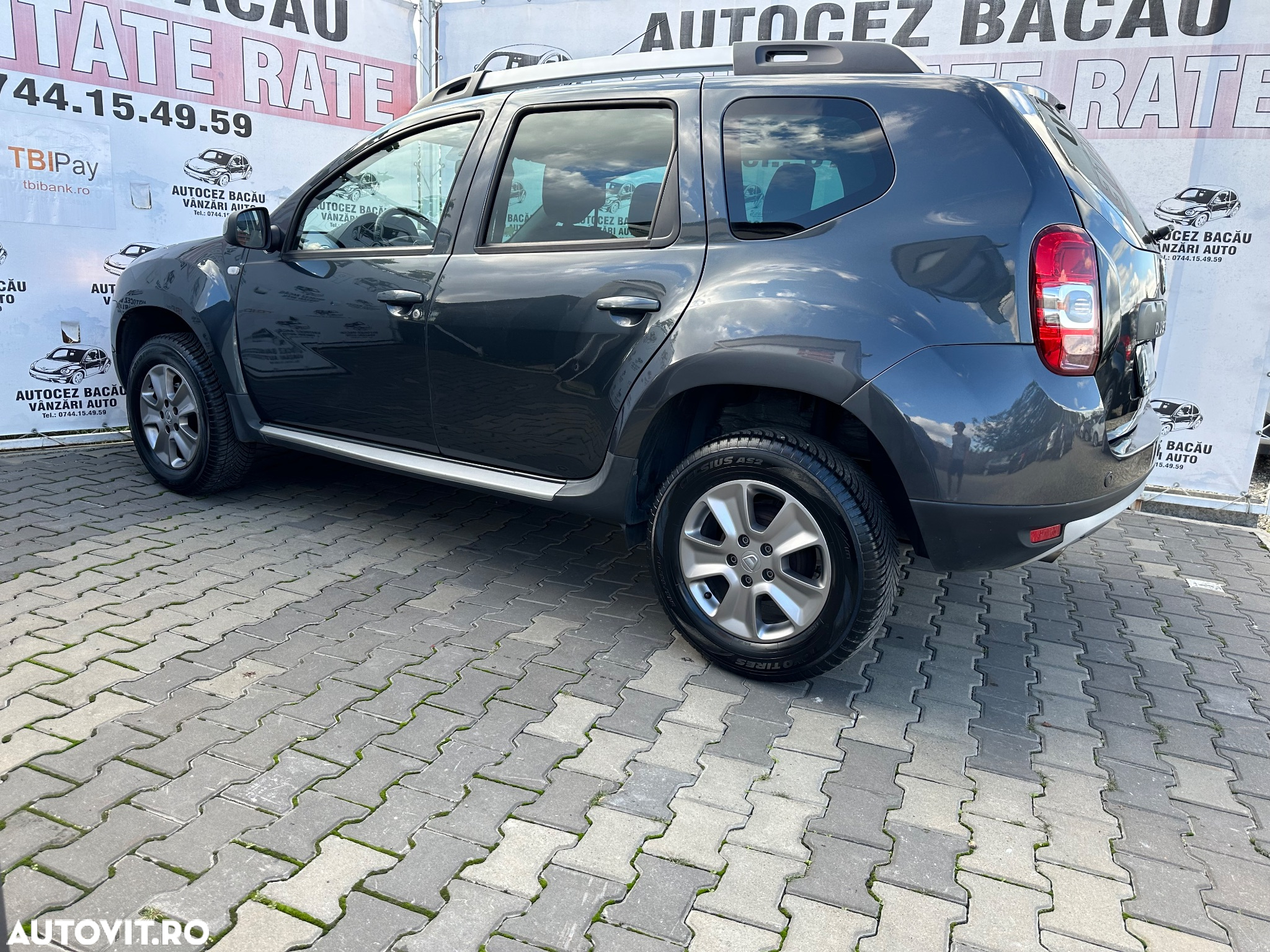 Dacia Duster 1.5 dCi 4x2 Laureate - 3