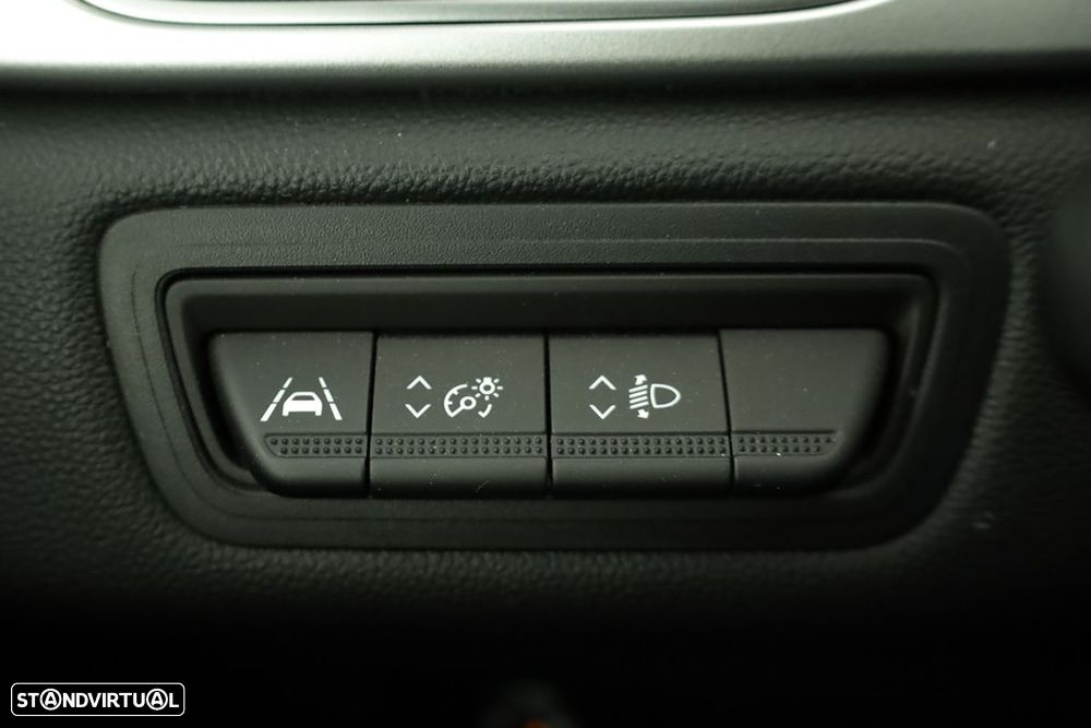 Renault Captur 1.0 TCe Techno Bi-Fuel - 20