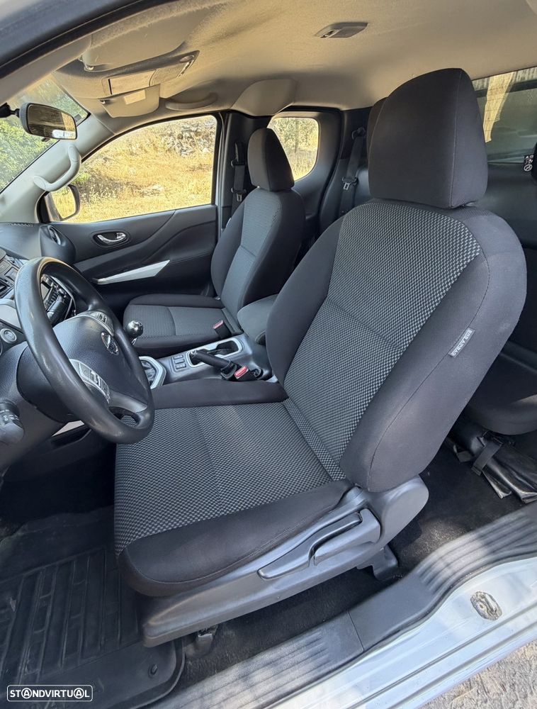 Nissan Navara 2.3 dCi CD 4WD Visia - 14