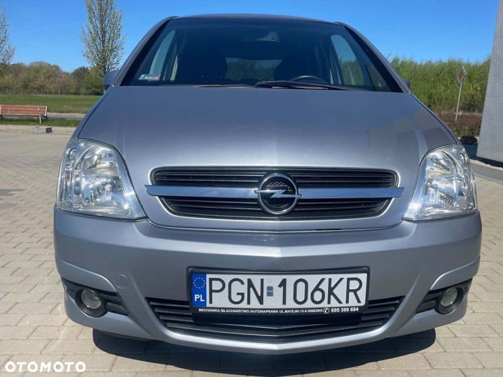 Opel Meriva 1.6 Cosmo MTA - 11