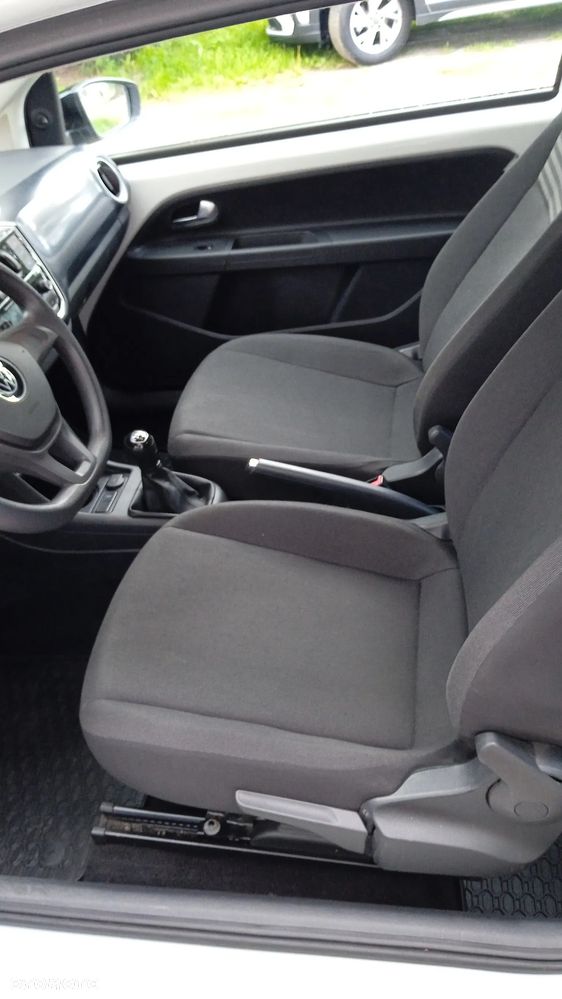 Volkswagen up! 1.0 move - 15