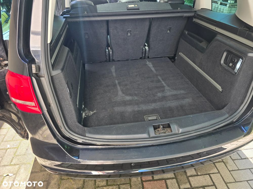 Volkswagen Sharan 2.0 TDI Highline DSG - 10