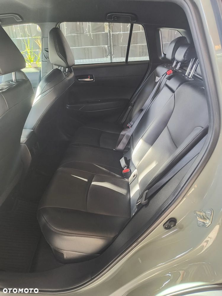 Toyota Corolla Cross - 16