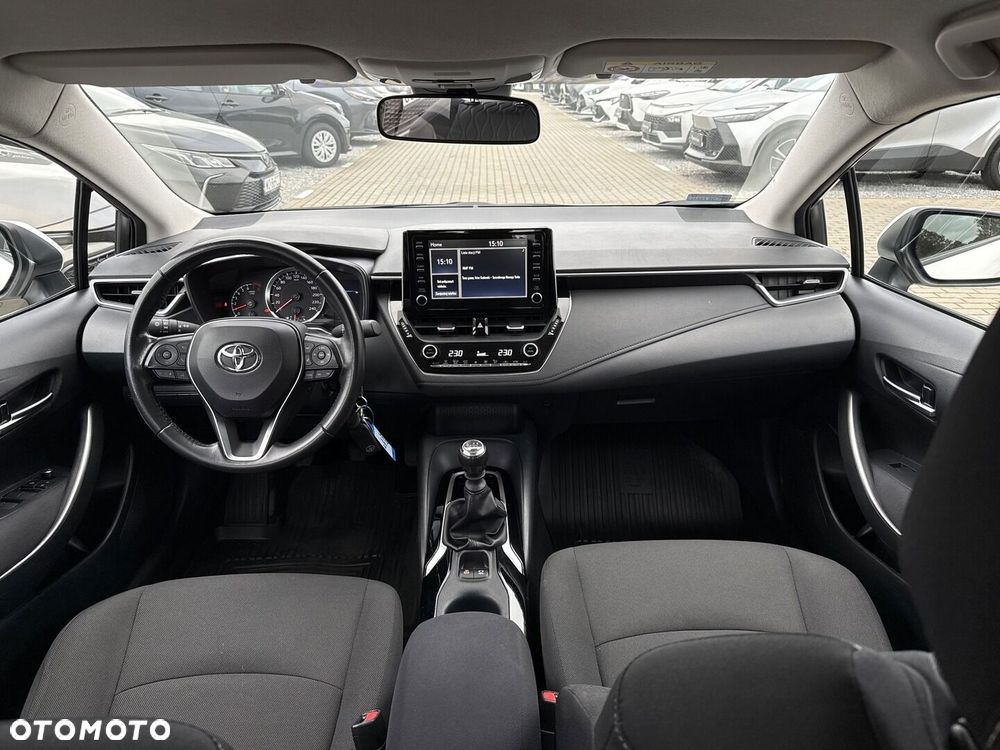 Toyota Corolla - 24