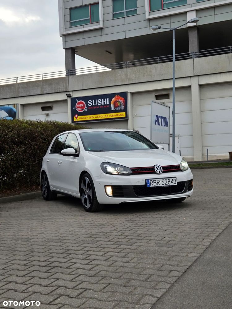 Volkswagen Golf 2.0 GTI DSG - 2