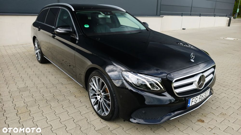 Mercedes-Benz Klasa E 220 d 9G-TRONIC Avantgarde - 2