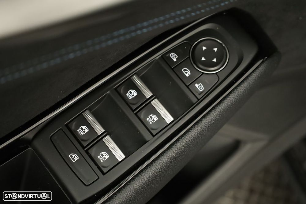 Renault Austral 1.2 E-Tech Techno Espirit - 21