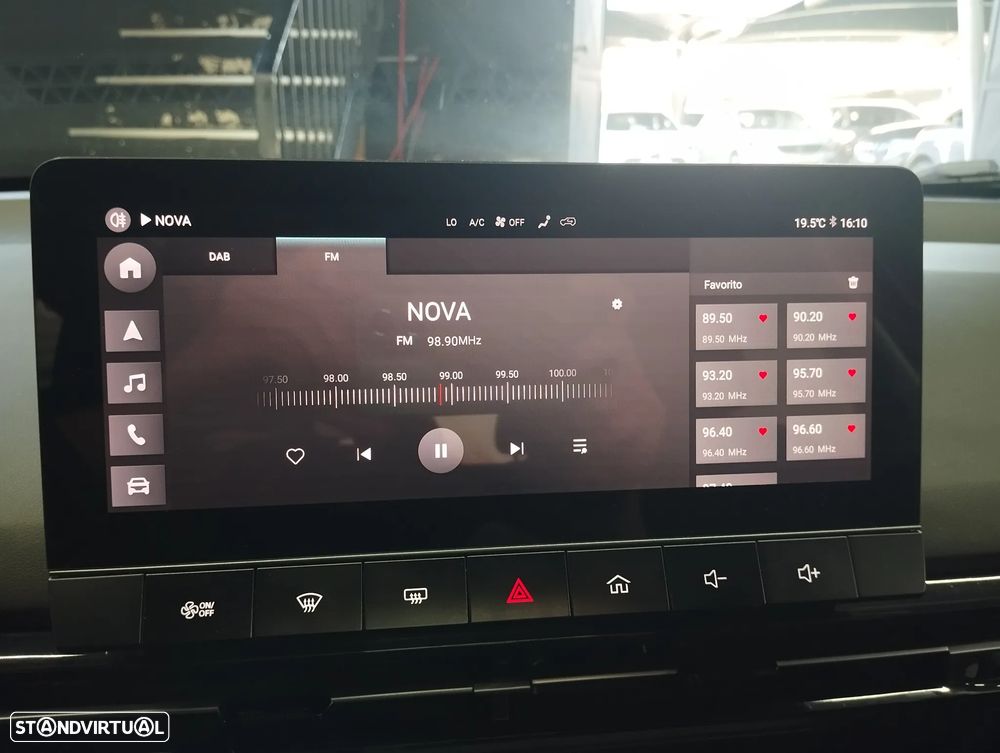 MG MG4 64 kWh Comfort - 28